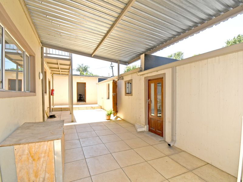 Highlands North – Jhb – Immediate Occupation – Empty and Waiting!! - Photo 8