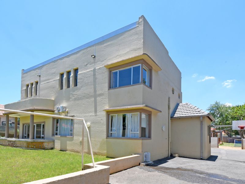 Highlands North – Jhb – Immediate Occupation – Empty and Waiting!! - Photo 4