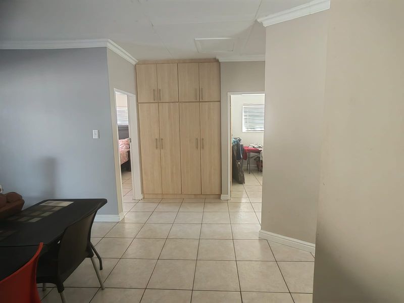 Up Market Townhouse for sale in Parys - Photo 7