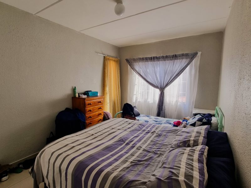 2 Bedroom Townhouse- Castleview - Photo 8