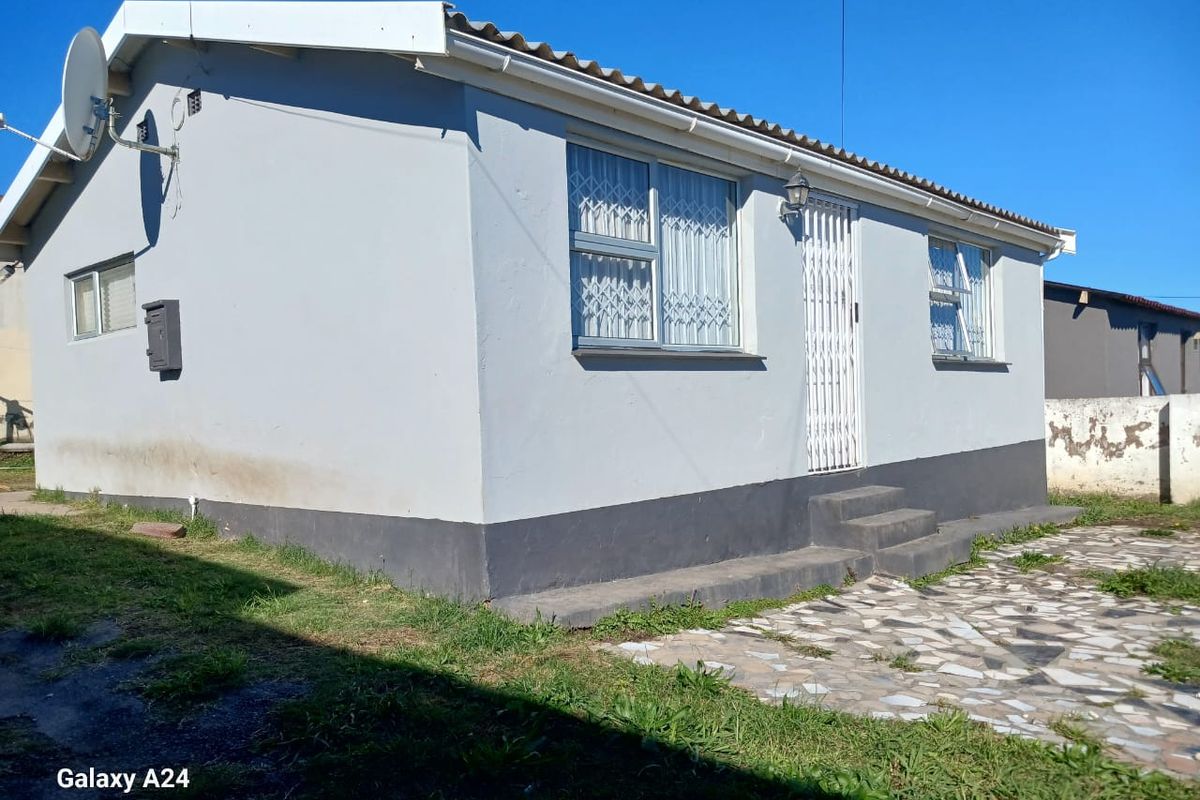 Modern 2 Bedroom Home for Sale in Mdantsane NU17 - Photo 3