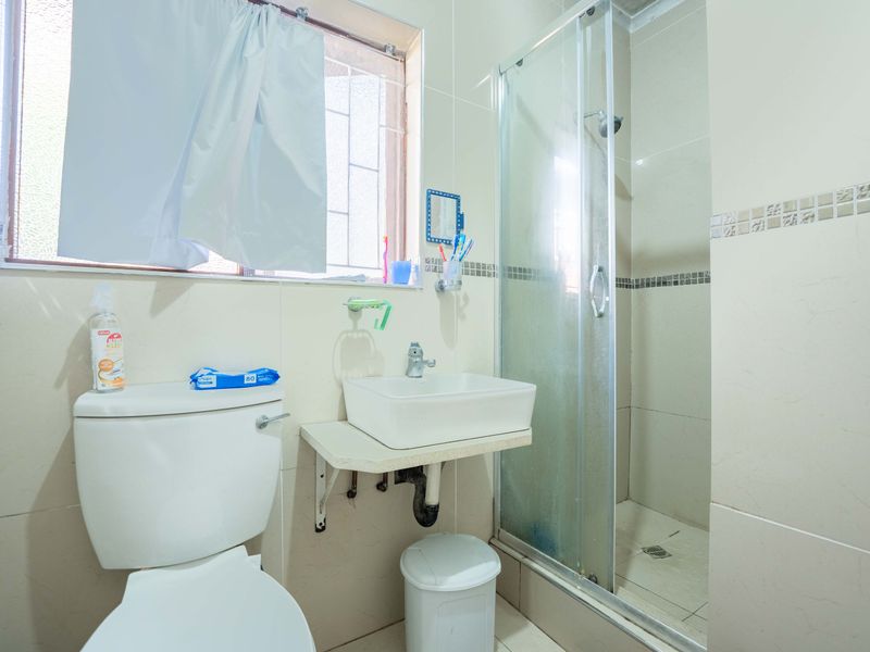 Panorama Park - 2 Bedroom Home - Photo 5