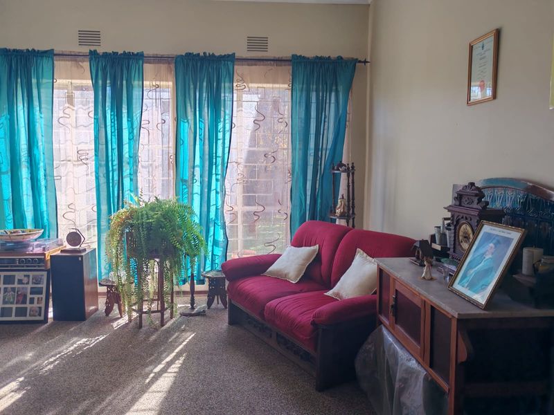 3 Bedroom House for Sale in Sasolburg Ext 10 - Photo 8