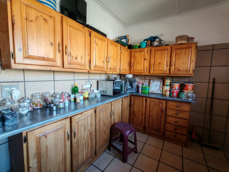 3 Bedroom House for Sale in Sasolburg Ext 10 - Photo 4