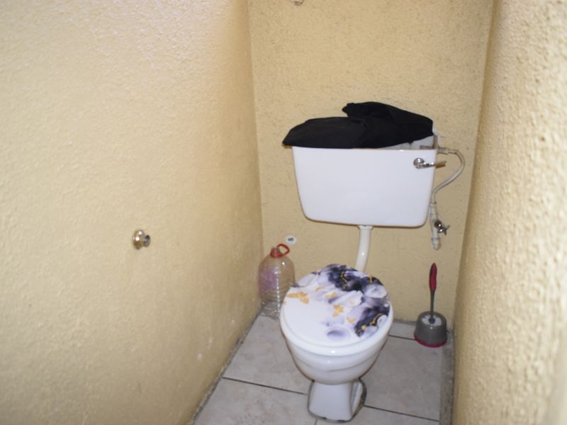 2 Bedroom townhouse for sale in Boksburg South - Photo 9