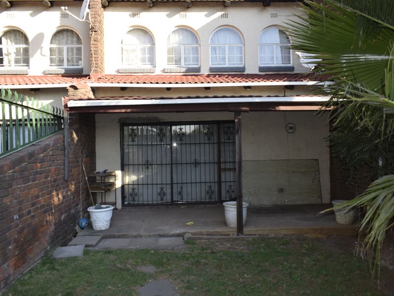 2 Bedroom townhouse for sale in Boksburg South - Photo 2
