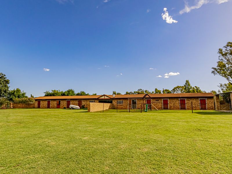 Amazing Auction Opportunity On Cayman Road before Eye Of Africa!!! - Photo 3