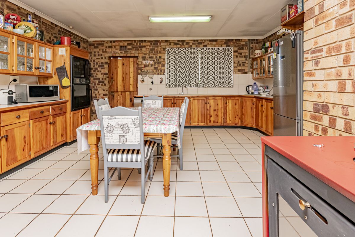 Amazing Auction Opportunity On Cayman Road before Eye Of Africa!!! - Photo 5