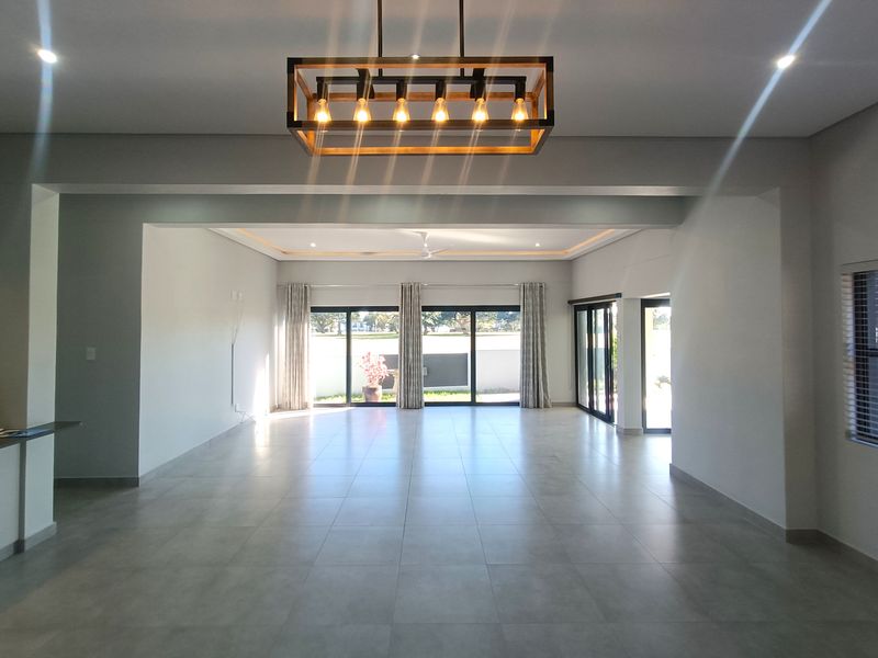 Luxurious Living on the Fairway - Exquisite Five-Bedroom Home in Mzingazi Golf Estate - Photo 3