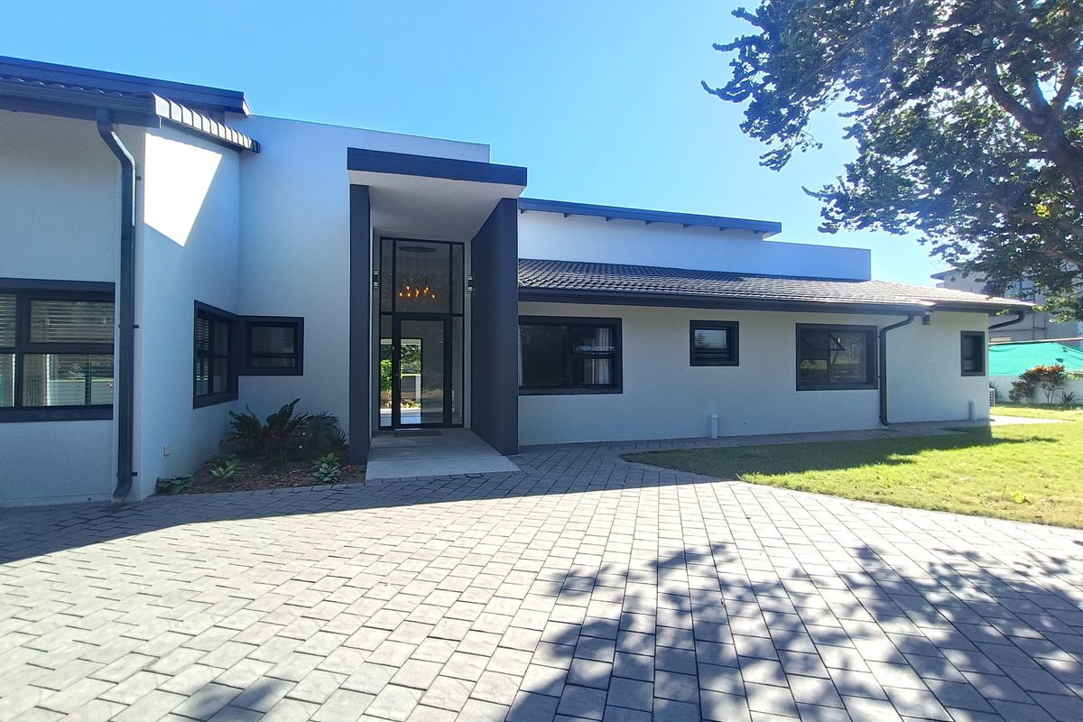 Luxurious Living on the Fairway - Exquisite Five-Bedroom Home in Mzingazi Golf Estate - Photo 5