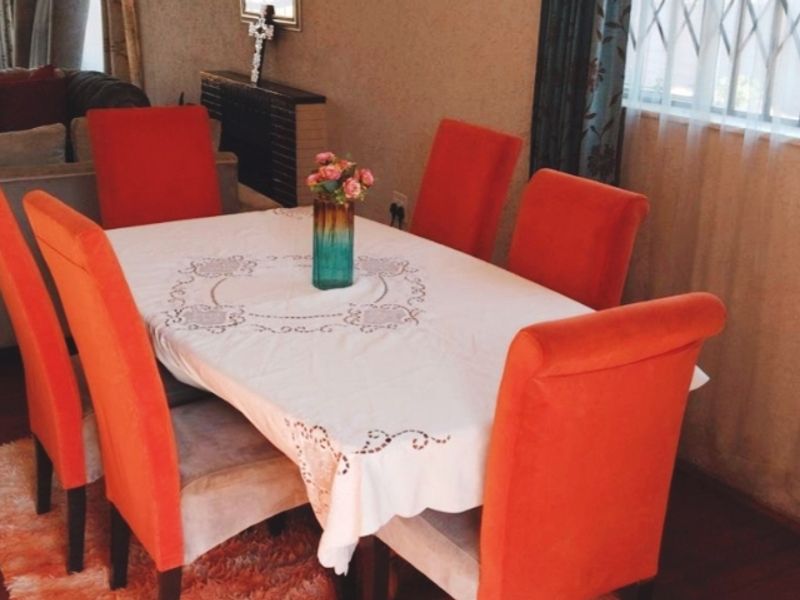 2-Bedroom Home with Flatlet, Spacious Yard & Endless Potential – A Must-See! - Photo 8