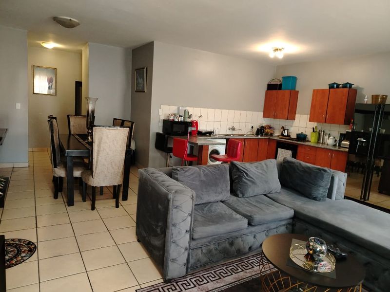 Spacious Secure apartment in mint condition. 106 m2. Reduced BARGAIN. - Photo 1
