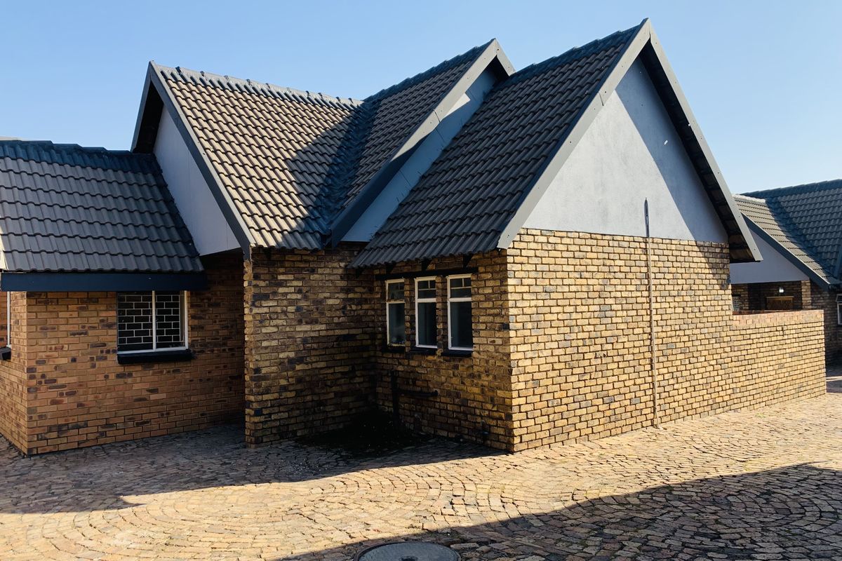 Safety and Convenience. - Photo 2