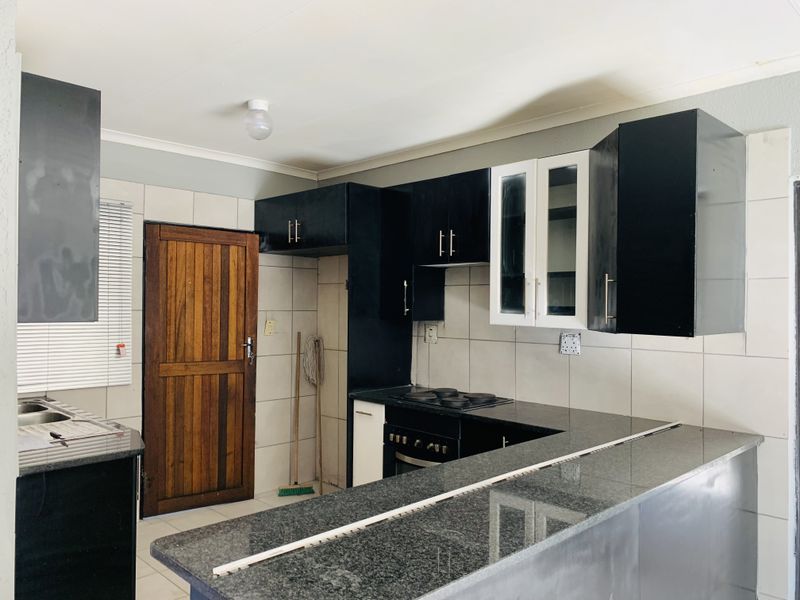 Safety and Convenience. - Photo 7