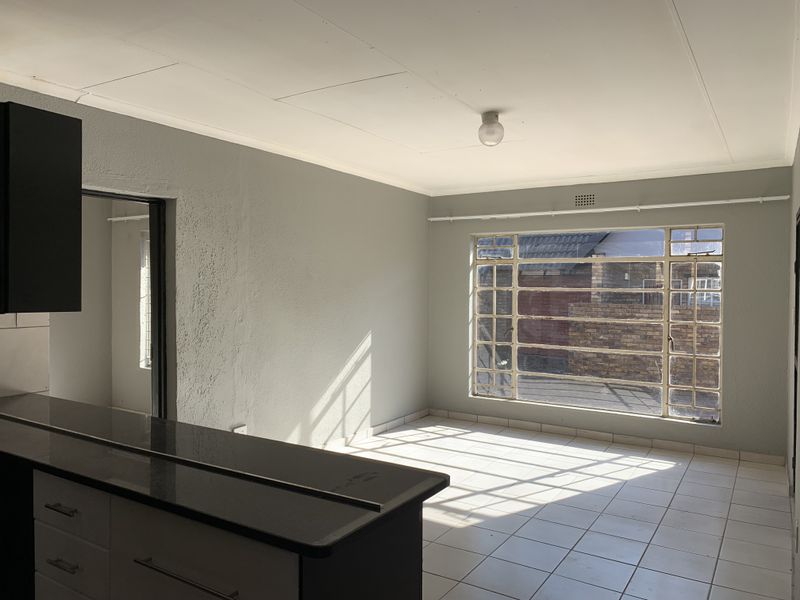 Safety and Convenience. - Photo 3