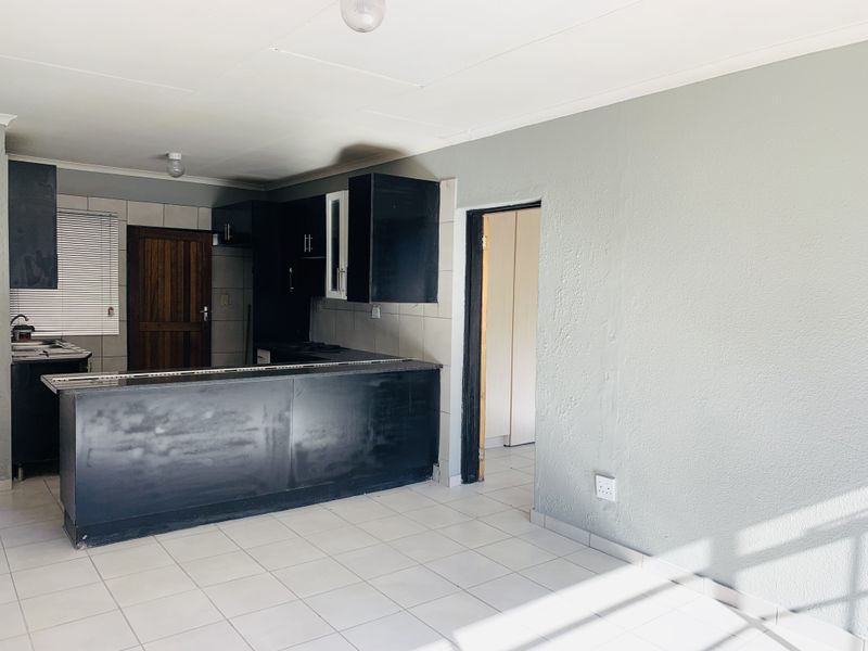 Safety and Convenience. - Photo 4