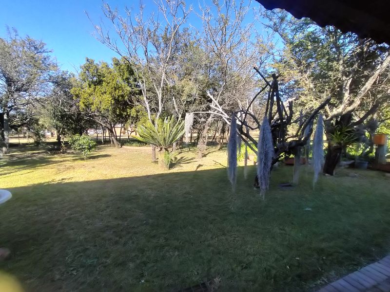 Nature Meets Luxury – Spacious Family Home with Endless Possibilities - Photo 7