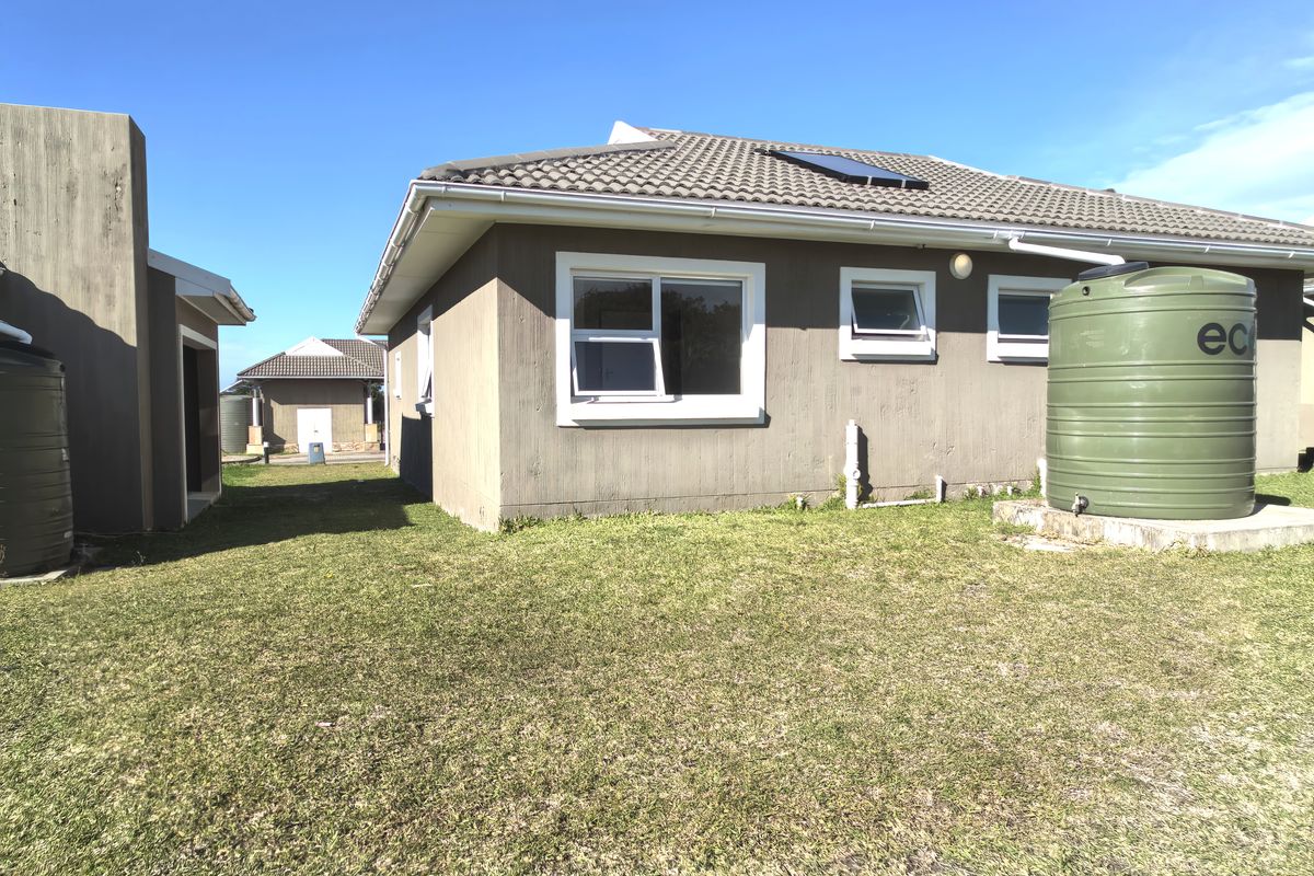 Modern 3-Bedroom Cluster in Secure Lifestyle Estate – Kidds Beach - Photo 4