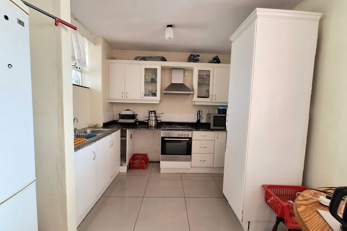 Apartment with City & Sea Views - North Beach - Photo 2