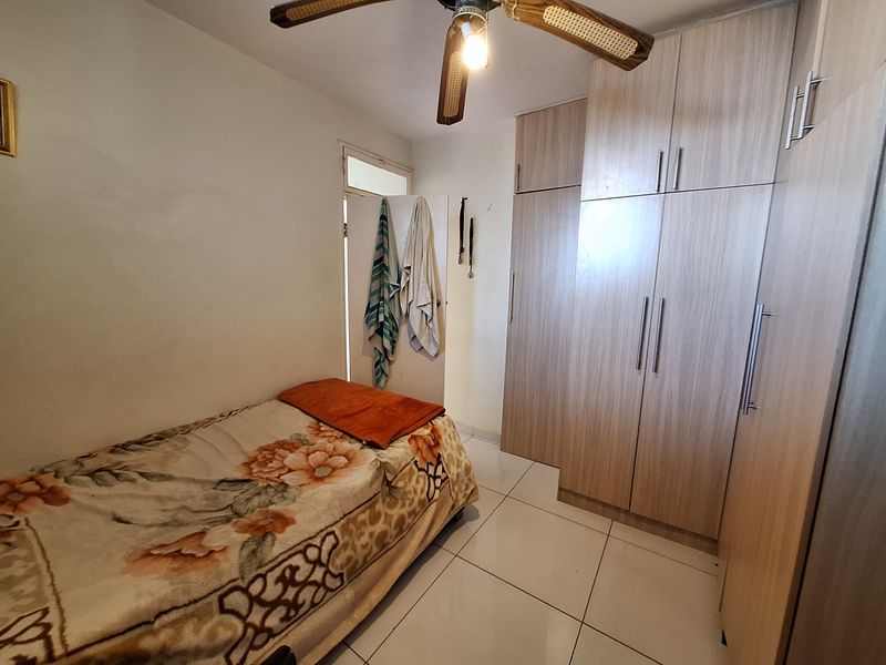 Apartment with City & Sea Views - North Beach - Photo 9