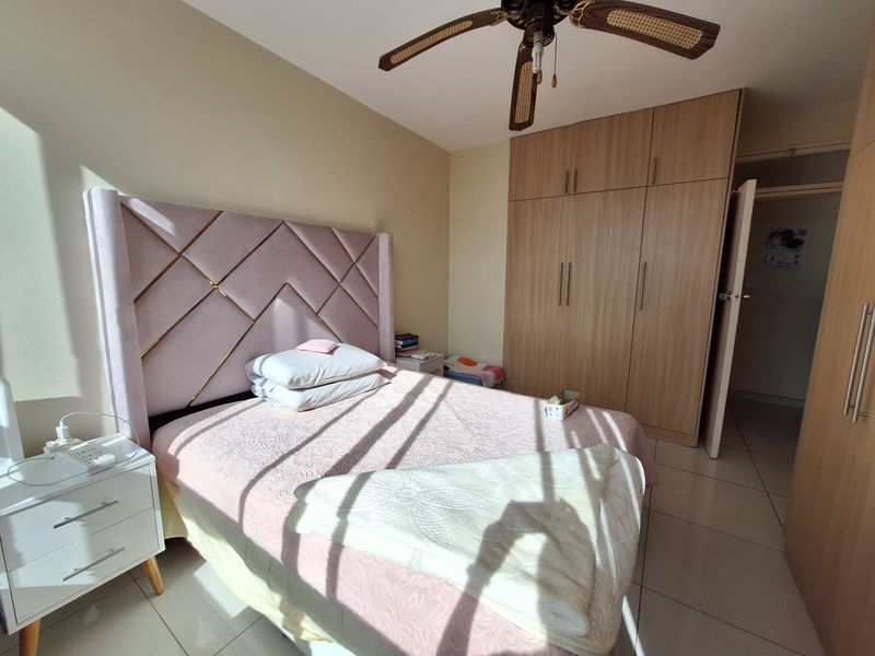 Apartment with City & Sea Views - North Beach - Photo 6