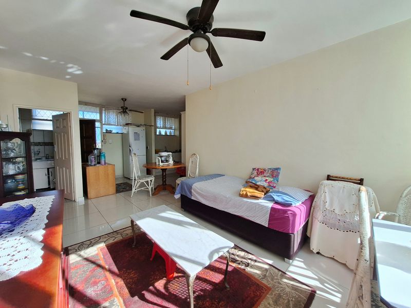 Apartment with City & Sea Views - North Beach - Photo 5