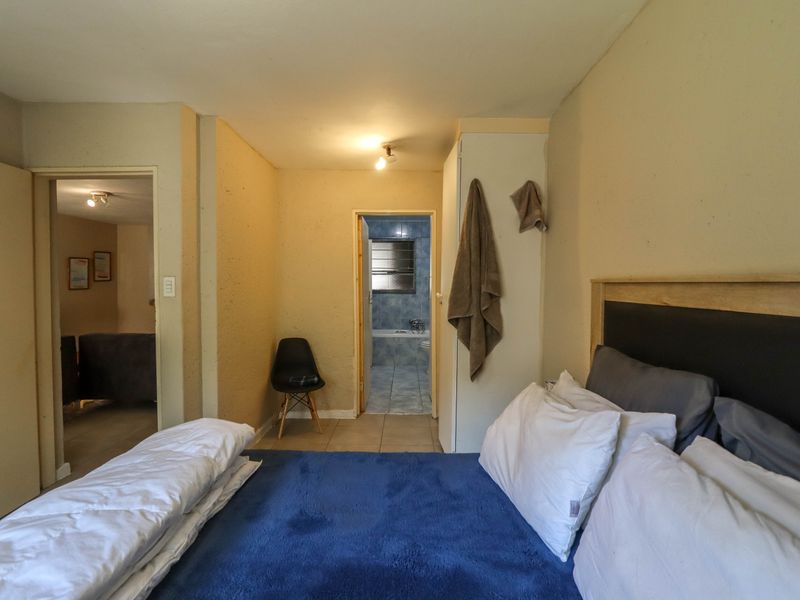 Central Location - Photo 9