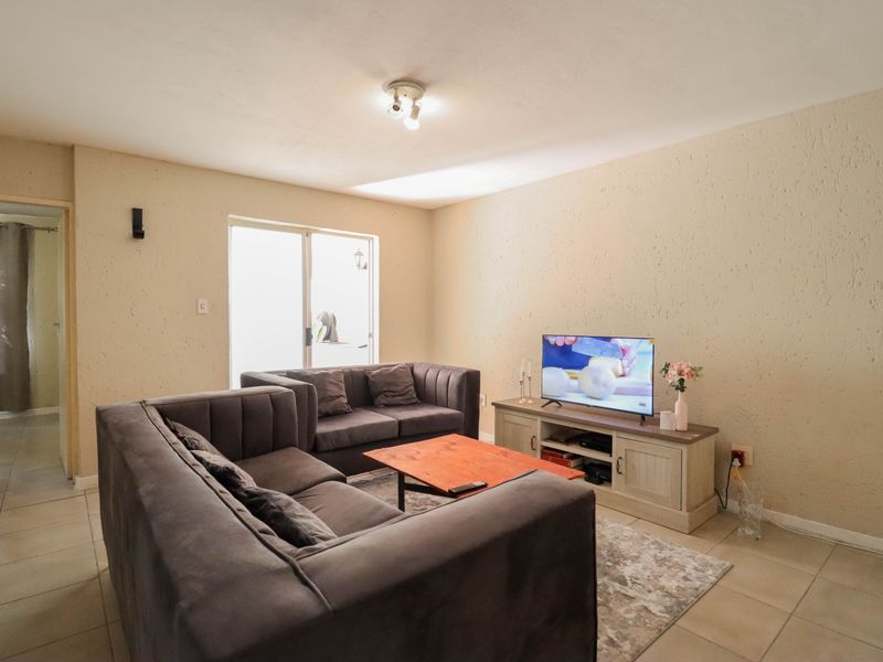 Central Location - Photo 2