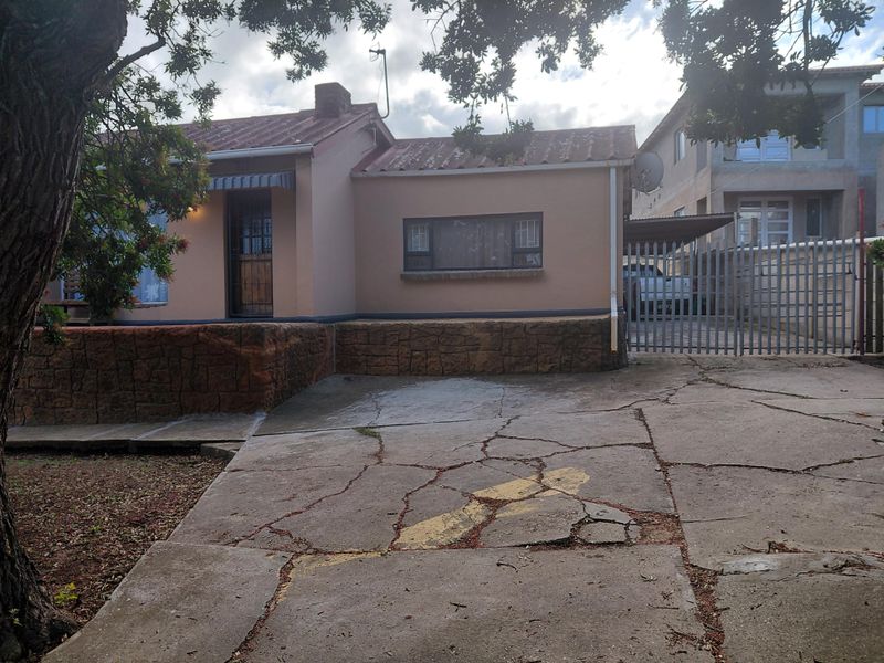 Charming 3-Bedroom Family Home for Sale in Fairbridge Heights - Photo 4