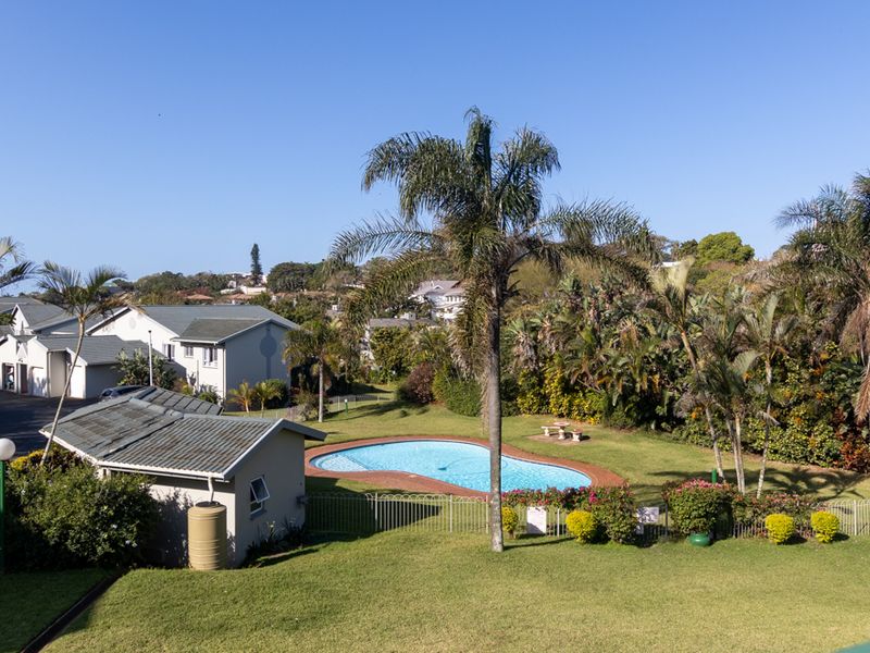 Pretty, Elevated and Sunlit - Photo 3