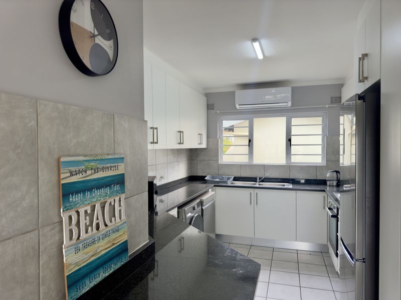 Pretty, Elevated and Sunlit - Photo 5