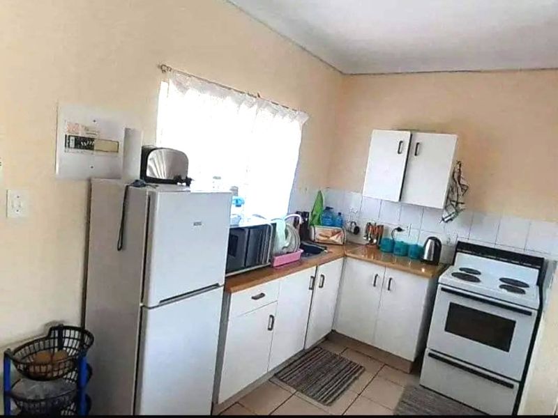 Prime CBD Corner Apartment – Perfect for First-Time Buyers or Investors - Photo 6