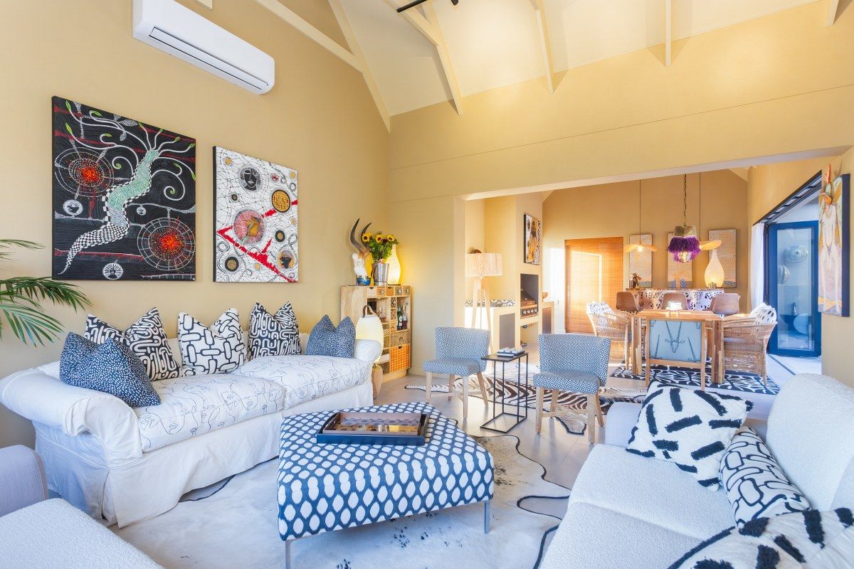 Sophisticated Sanctuary | Courtyard Living Villa with Mountain Views - Photo 3