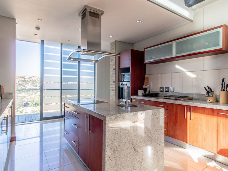 The Sky's the Limit. Fully furnished Penthouse. Come view on Friday 13th March 2026 - Photo 6