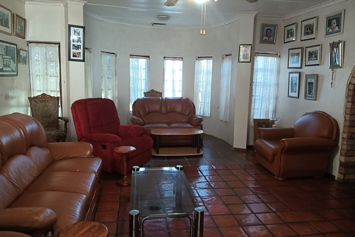 Two Homes, One Exceptional Lifestyle Opportunity for Sale - Photo 4