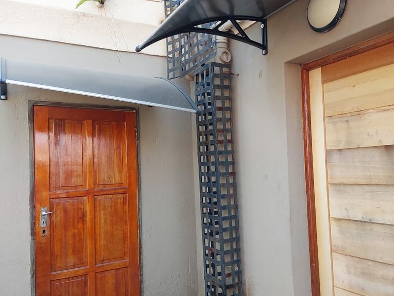 Beautiful stunning family home - Photo 8