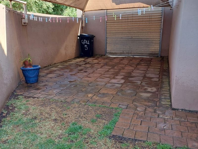 Beautiful stunning family home - Photo 5