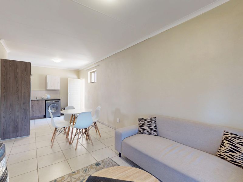 Modern 2-Bedroom Unit in Sought-After Kierland Skye - Photo 5