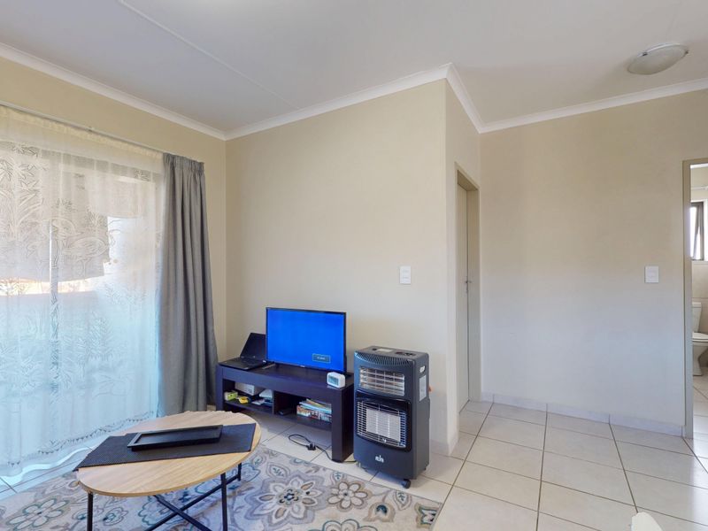 Modern 2-Bedroom Unit in Sought-After Kierland Skye - Photo 9