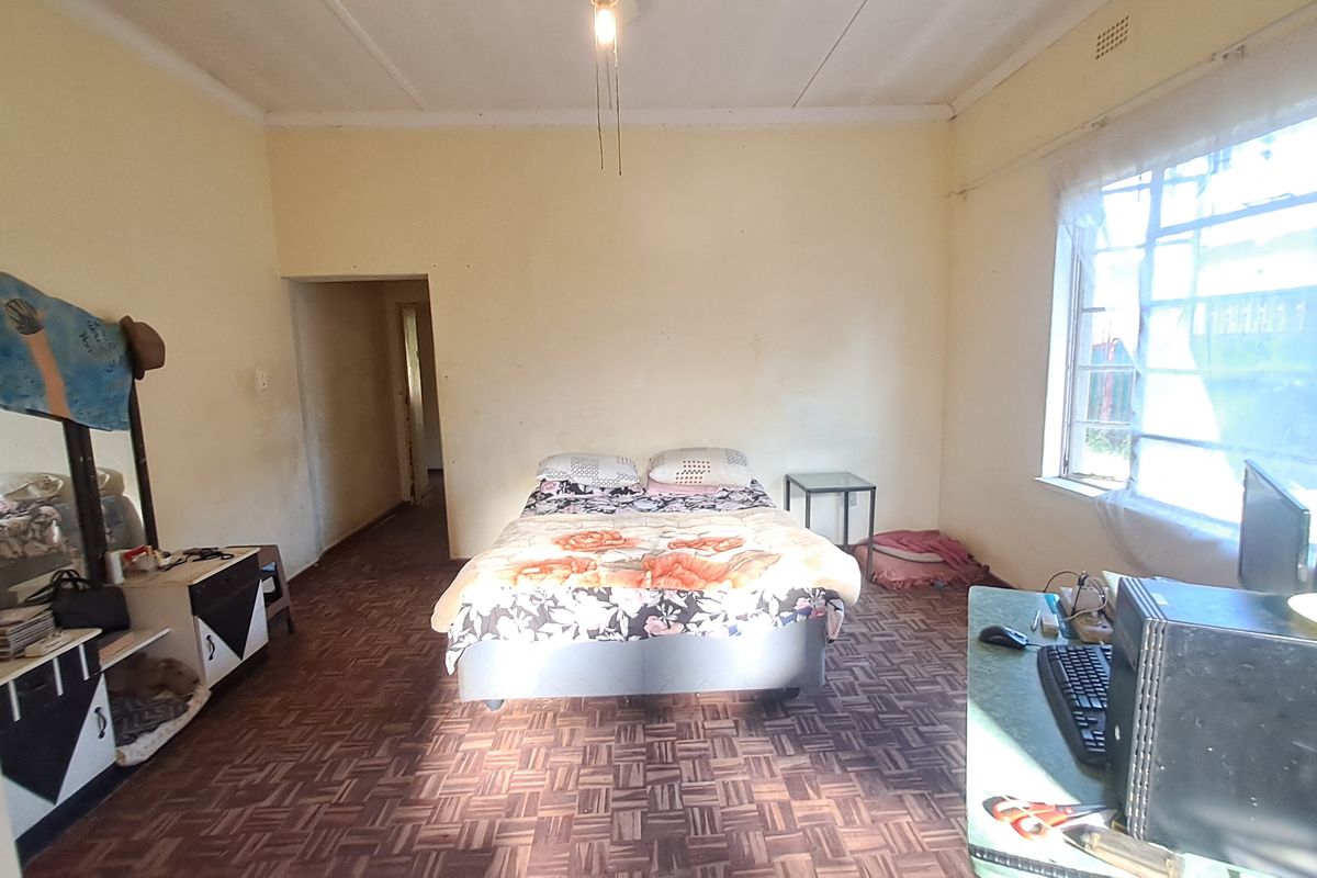 Spacious 5-Bedroom, 4-Bathroom Family Home for Sale in Grootvlei – Comfort and Space Combined! - Photo 4