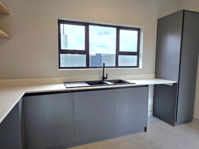 Spacious 4-Bedroom Family Home with Boma & Staff Quarters in Fountainbrook Estate - Photo 10