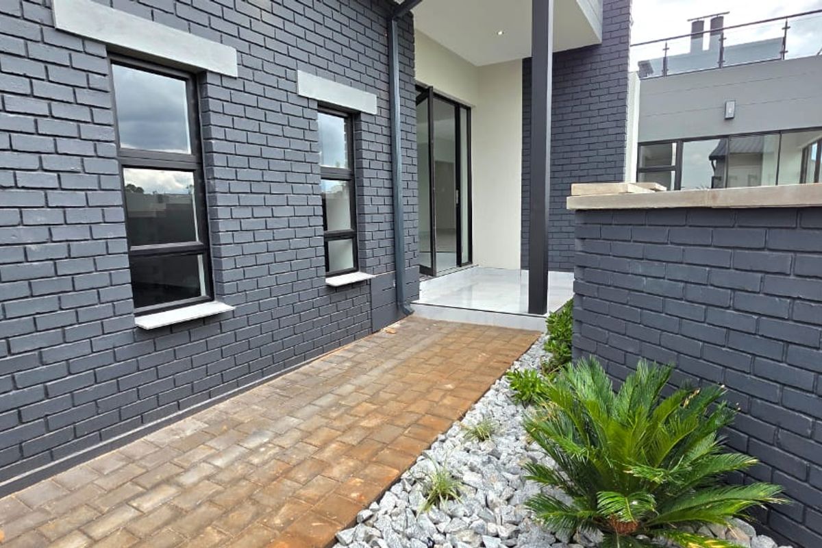 Spacious 4-Bedroom Family Home with Boma & Staff Quarters in Fountainbrook Estate - Photo 5