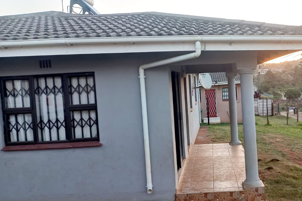 House For Sale In Empangeni - Photo 2