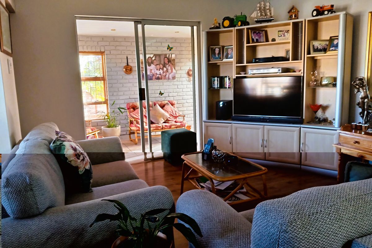 Meet Perfection! - Photo 5