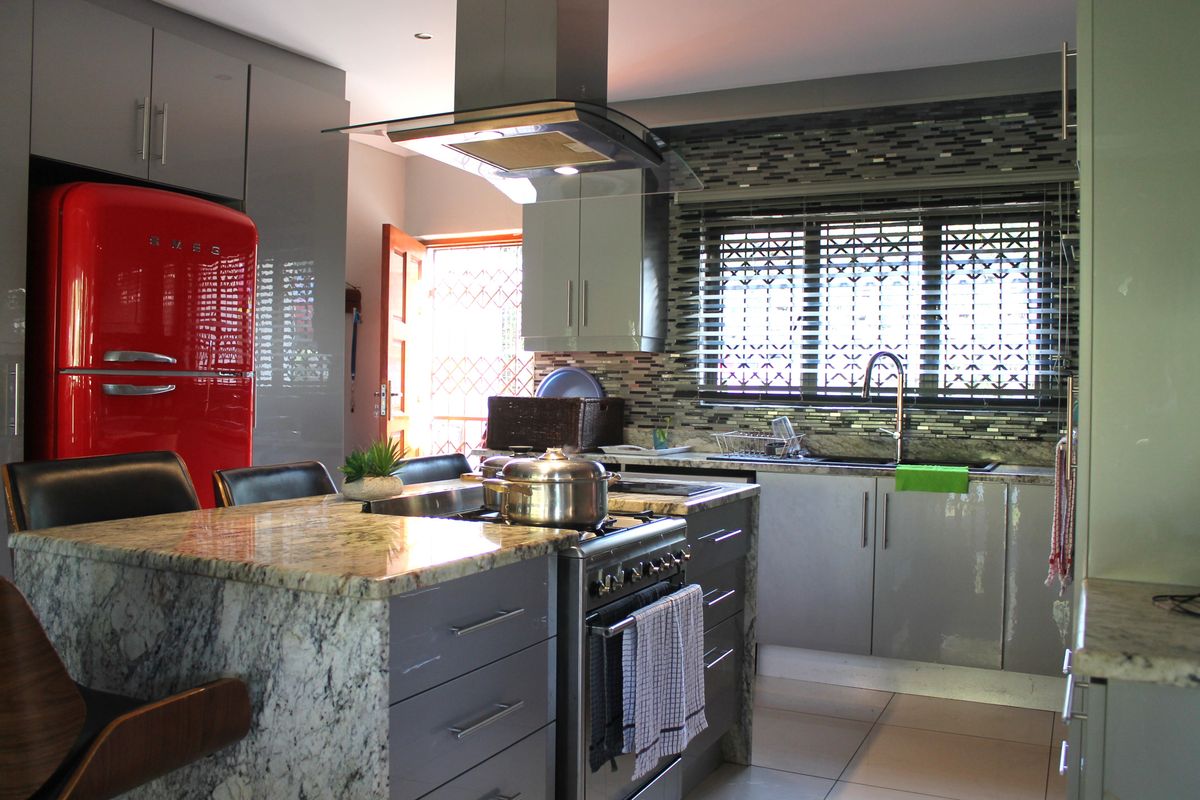 Elegant Investment Oasis with Unmatched Potential - Photo 2