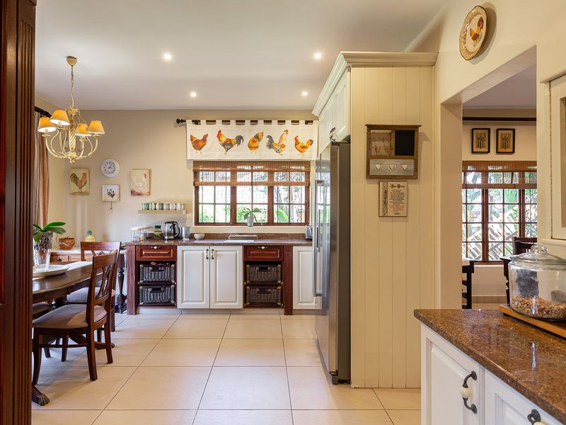 Exceptional Investment Opportunity – Perfect Guesthouse in Durban North - Photo 10