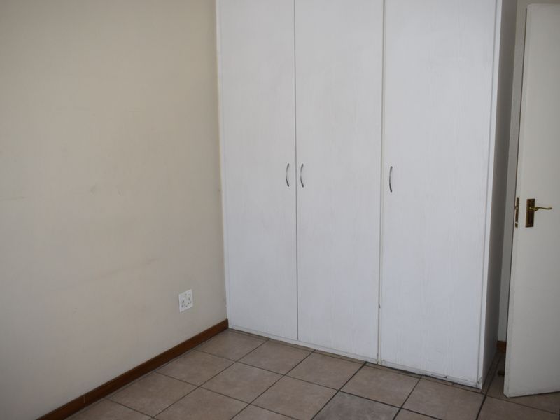 Modern 2 bedroom Townhouse for sale in Van Dyk Park - Photo 10