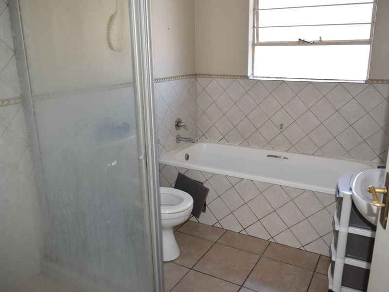 Modern 2 bedroom Townhouse for sale in Van Dyk Park - Photo 8