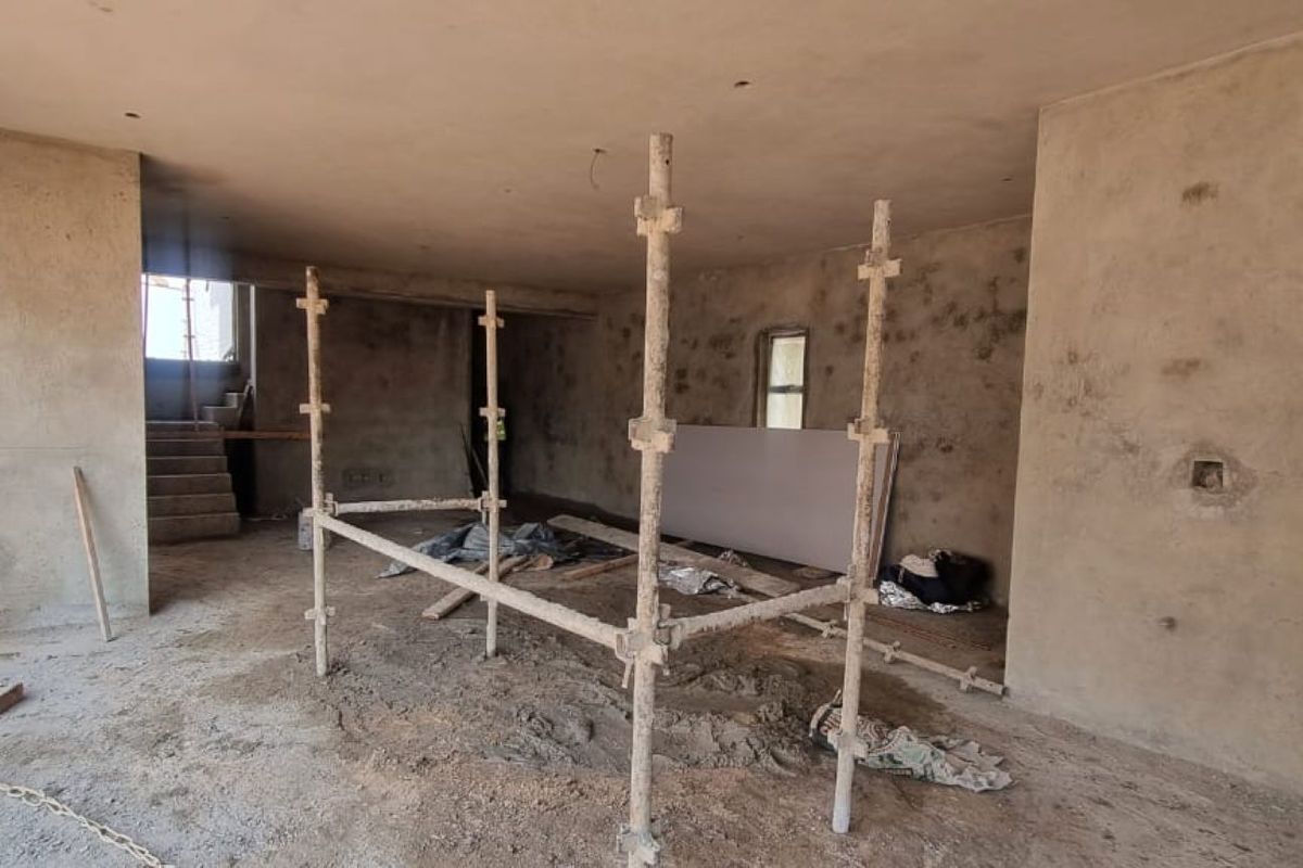 Modern Family Living in Fountainbrook Estate with Stylish Outdoor Entertaining. - Photo 4