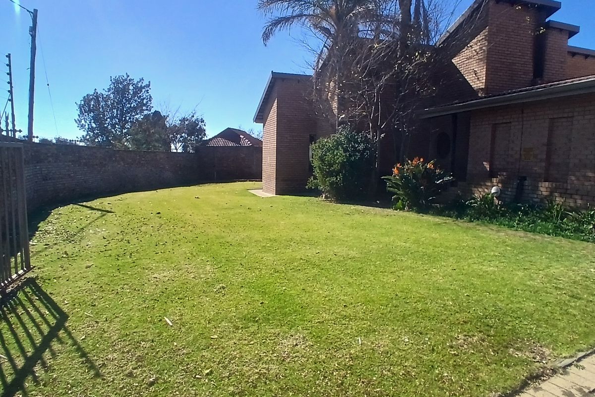 Property for Sale - Photo 2